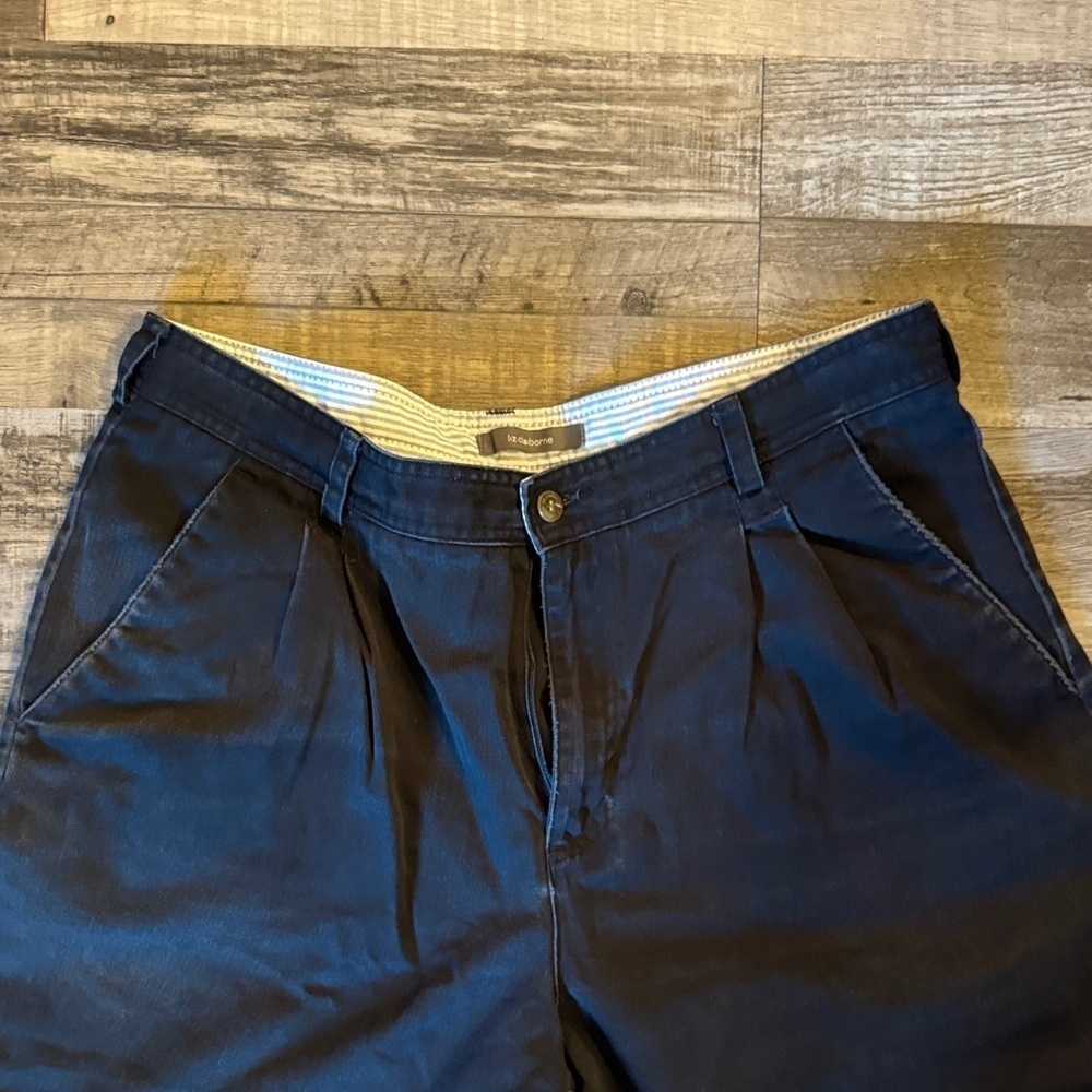 Liz Claiborne Dark Blue Women's Bermuda Shorts / DG130 - Picture 2 of 4